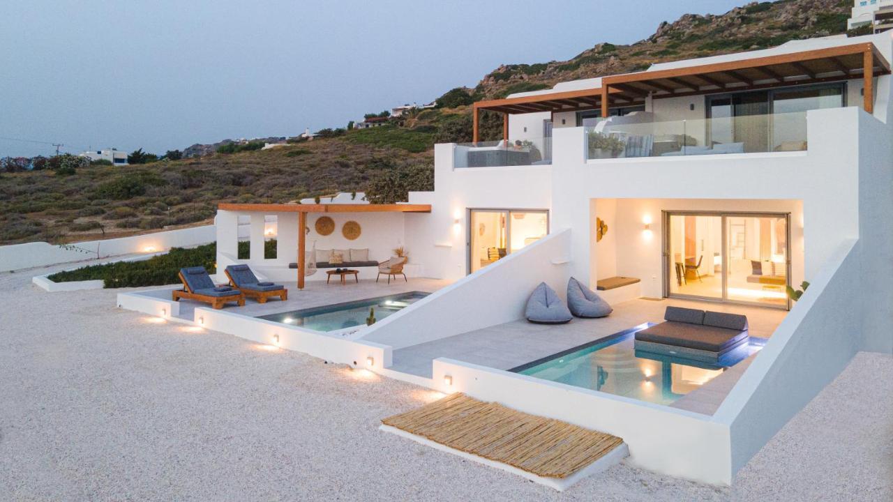 Seanfinity Beachfront Suites Mikri Vigla Exterior foto