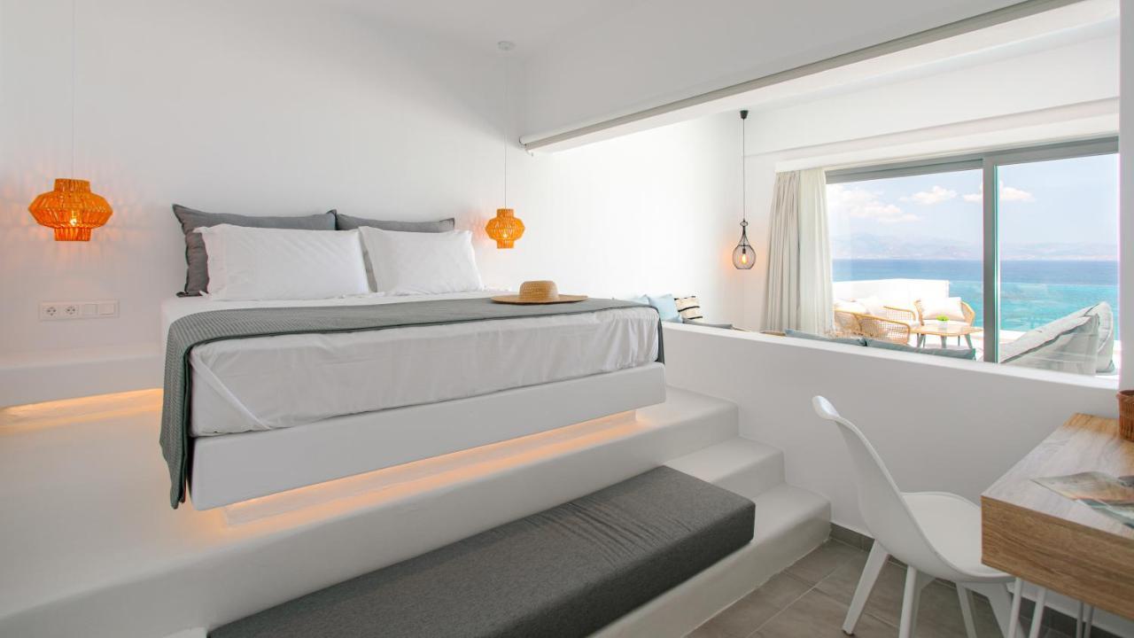 Seanfinity Beachfront Suites Mikri Vigla Exterior foto