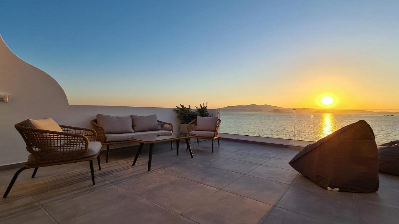 Seanfinity Beachfront Suites Mikri Vigla Exterior foto