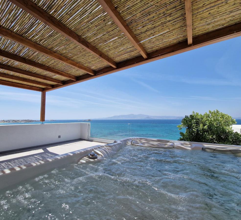 Seanfinity Beachfront Suites Mikri Vigla Exterior foto