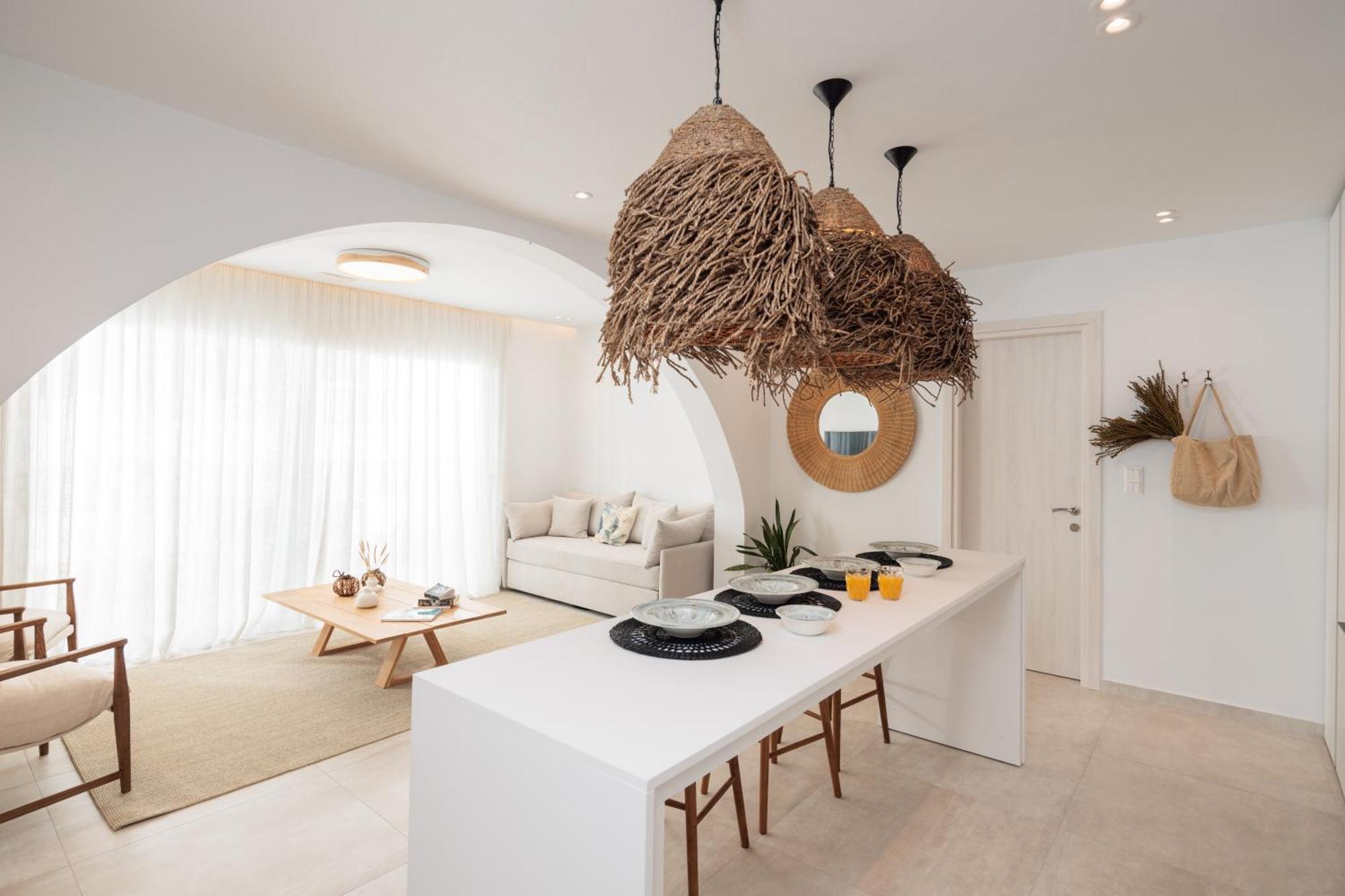 Seanfinity Beachfront Suites Mikri Vigla Exterior foto