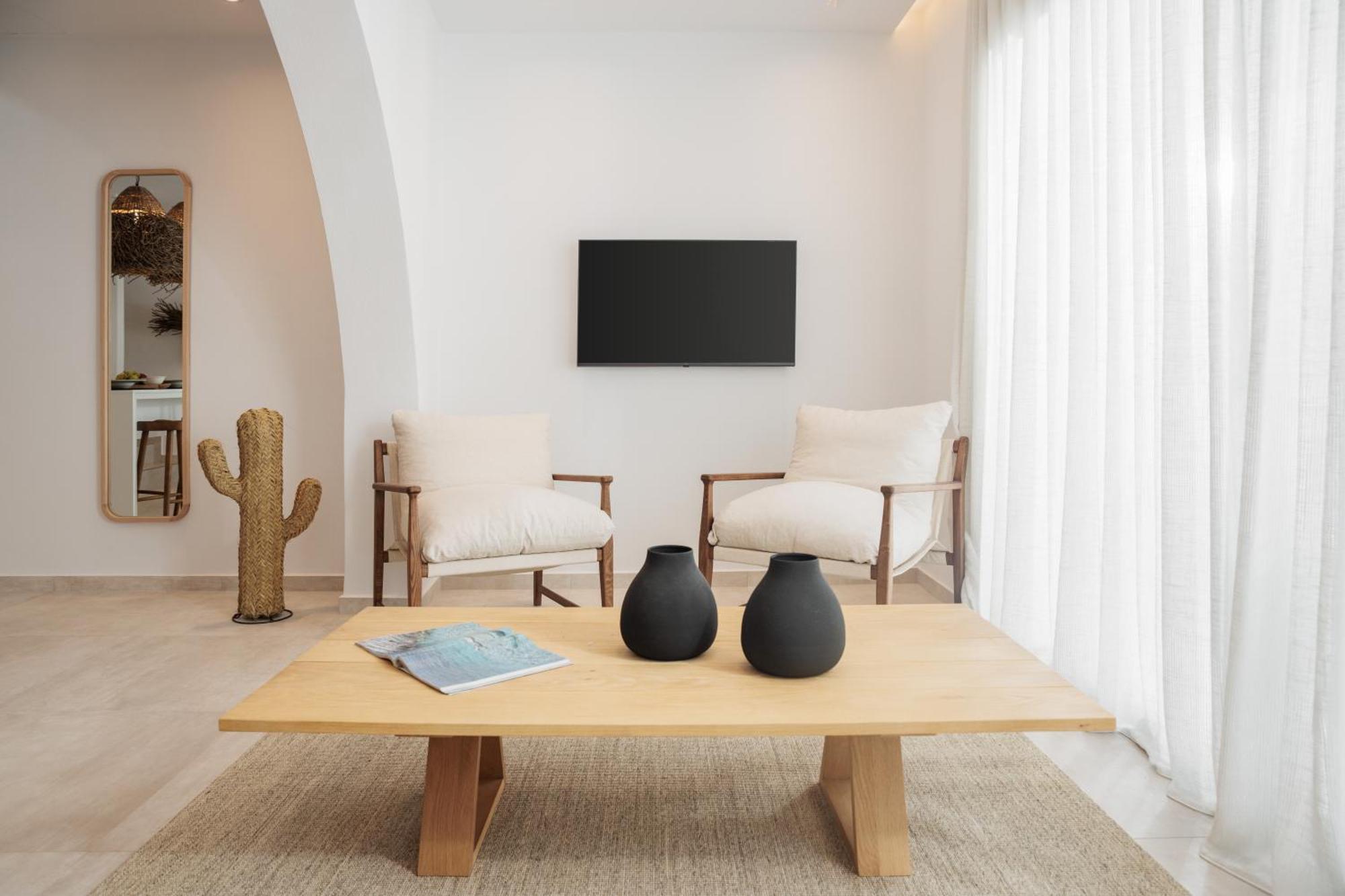 Seanfinity Beachfront Suites Mikri Vigla Quarto foto